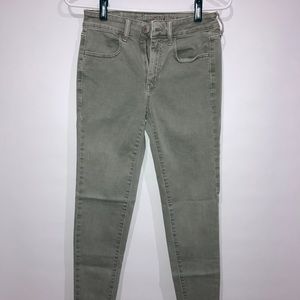 American Eagle Women’s Army Green Jeggings